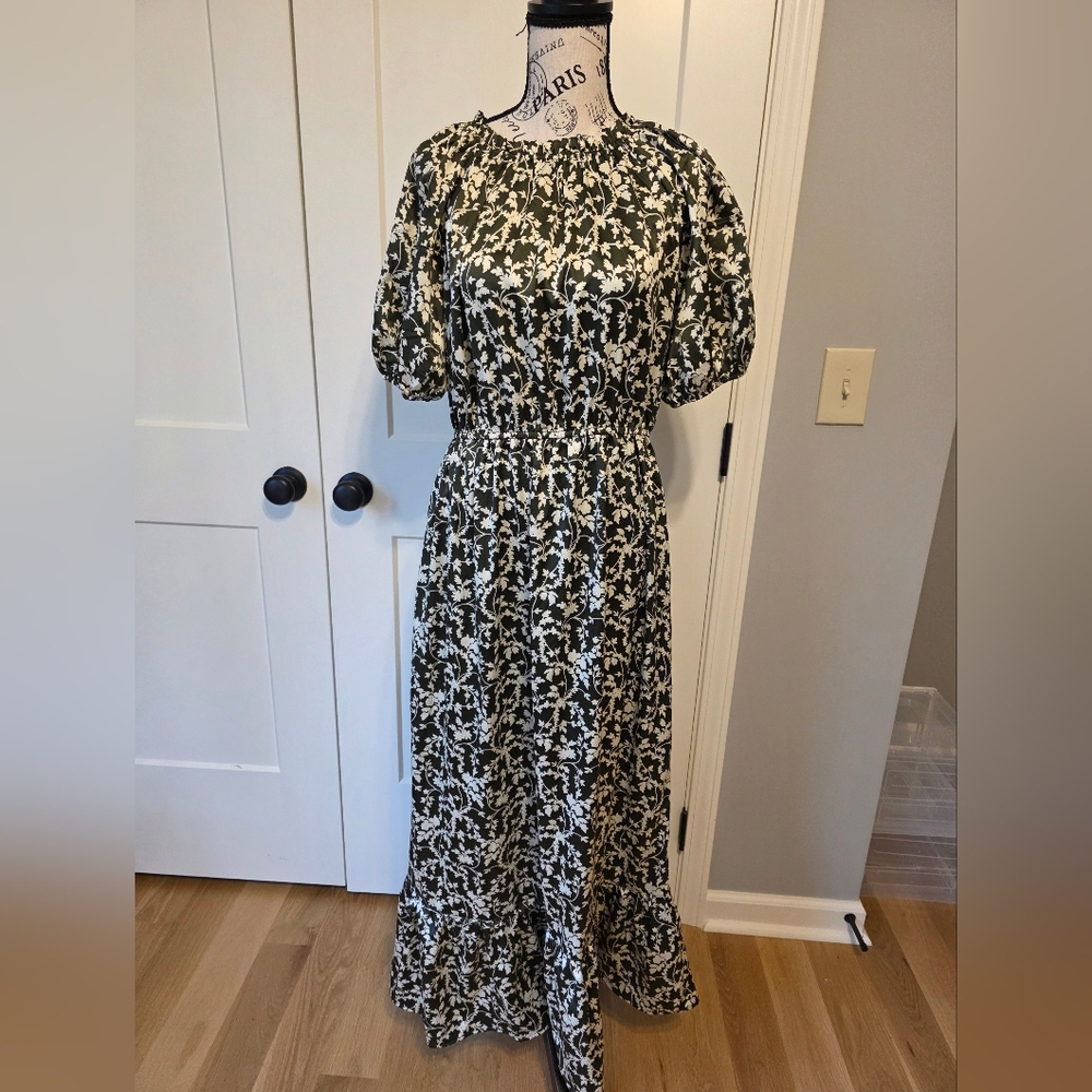 Gorgeous Maxi Dress By Ces Femme-NWT